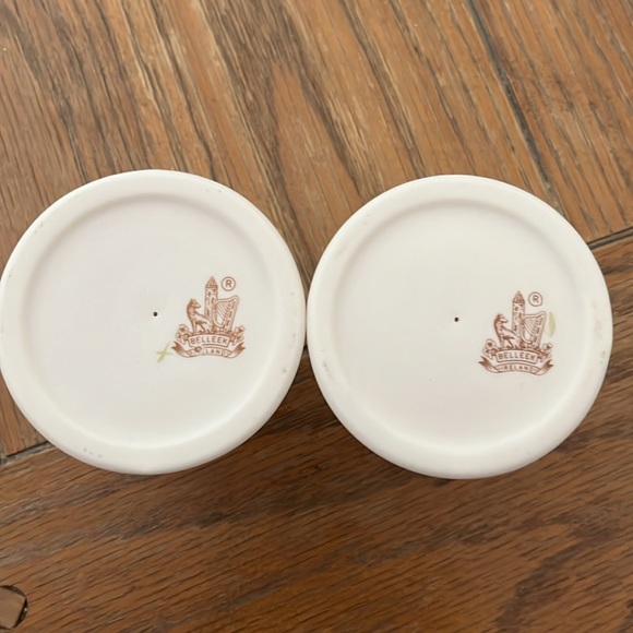 Beleek Single Light Candlestick Holders - Picture 2 of 3